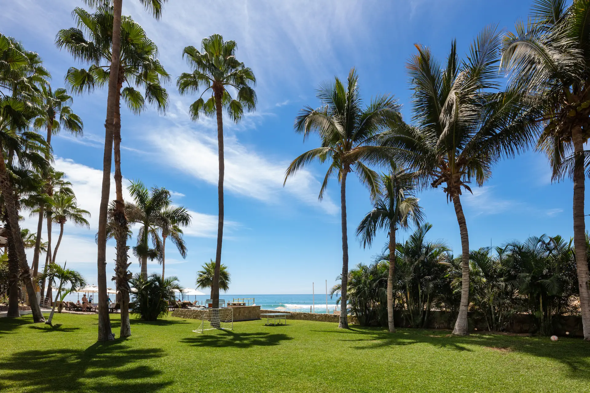 beachfront-hotel-gardens-los-cabos-mexico